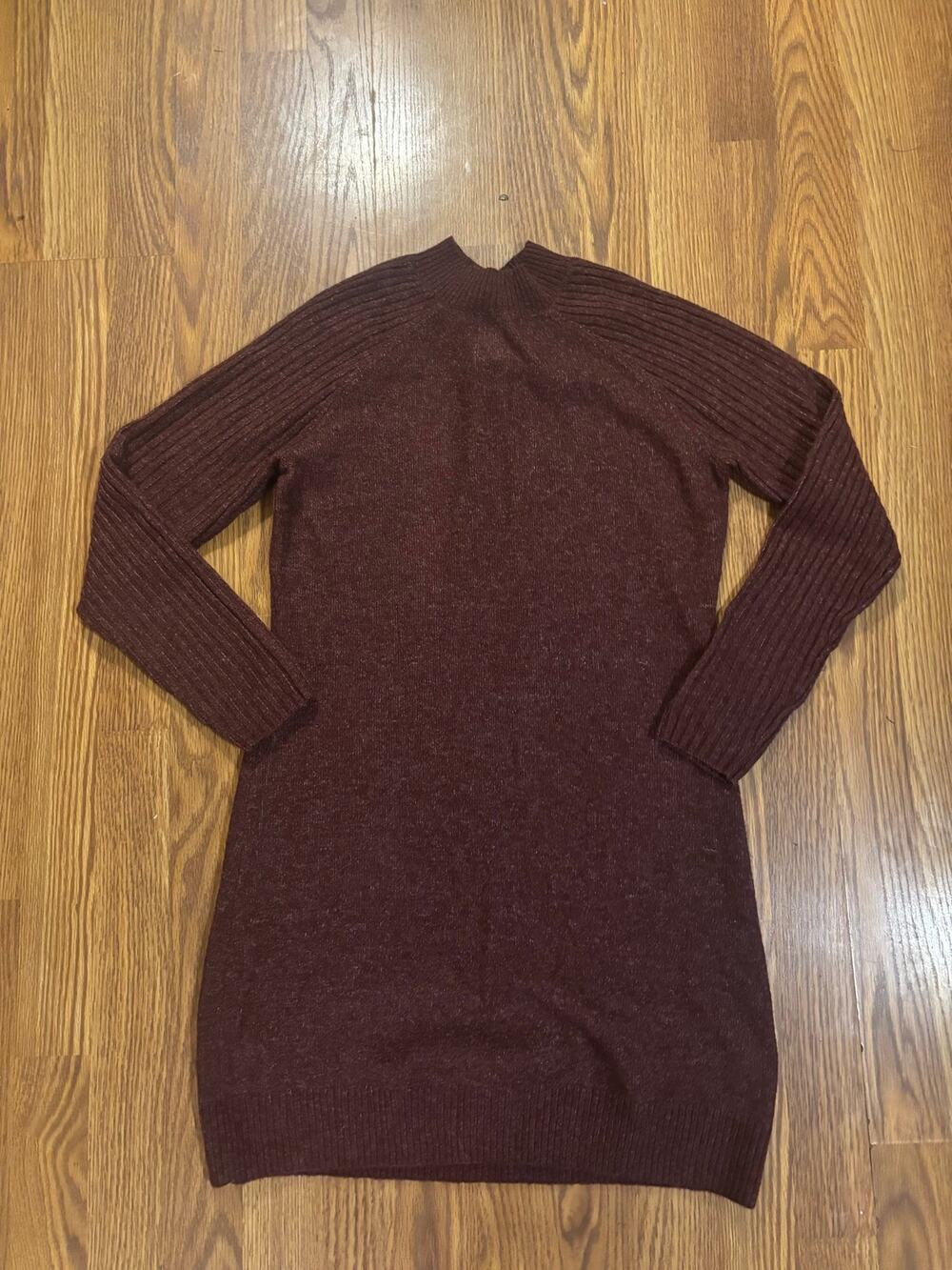NWOT Abercrombie & Fitch Burgundy Long-Sleeve Fall/ Winter Preppy Sweater Dress